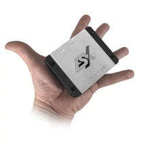 ESX QS-FOUR 4 csatornás D osztályú nano digitális erősítő